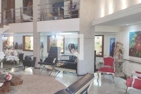 Casa à venda com 5 quartos, 1000m² em Planalto, Belo Horizonte