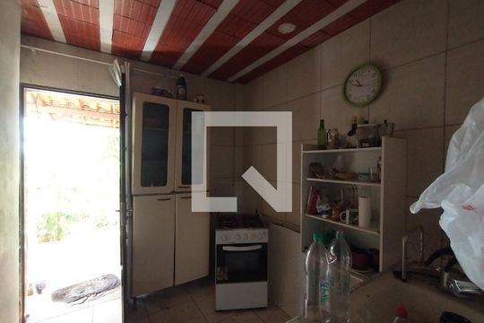 Casa à venda com 6 quartos, 200m² em Riacho das Pedras, Contagem
