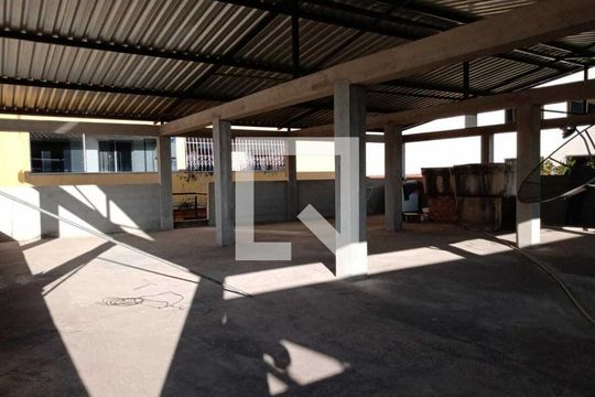 Casa à venda com 3 quartos, 280m² em Linda Vista, Contagem
