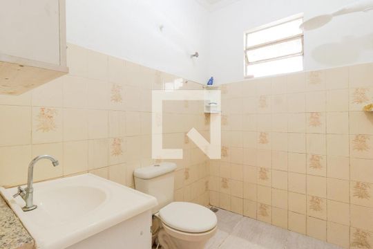 Casa à venda com 4 quartos, 360m² em Industrial, Contagem