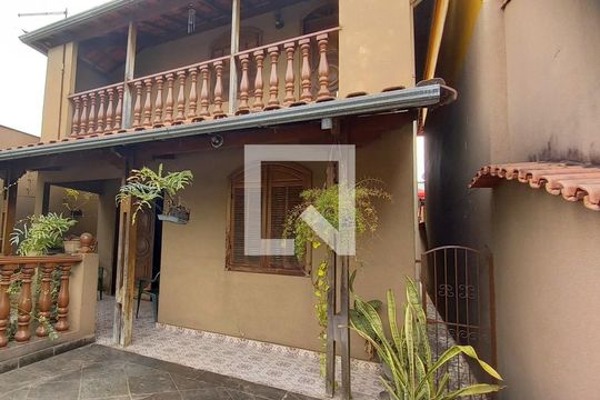 Casa à venda com 3 quartos, 481m² em Coqueiros, Belo Horizonte