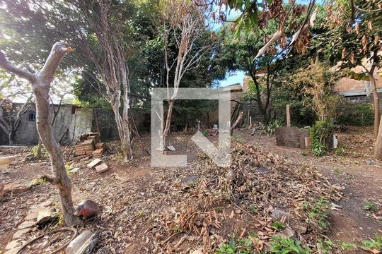 Casa à venda com 3 quartos, 257m² em Solar do Barreiro, Belo Horizonte