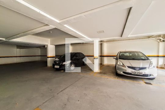 Apartamento para alugar com 3 quartos, 164m² em Itapoã, Belo Horizonte