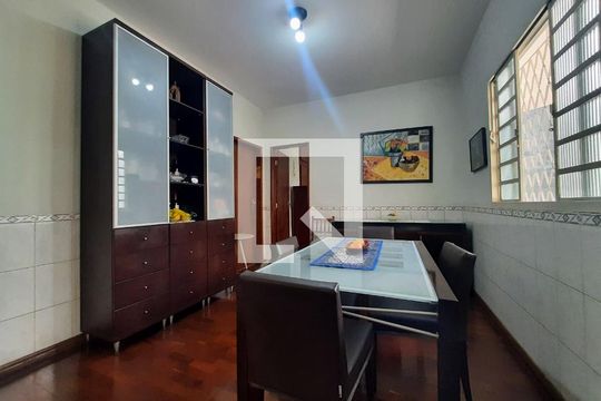 Casa à venda com 4 quartos, 150m² em Jardim Industrial, Contagem