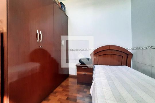 Casa à venda com 4 quartos, 150m² em Jardim Industrial, Contagem
