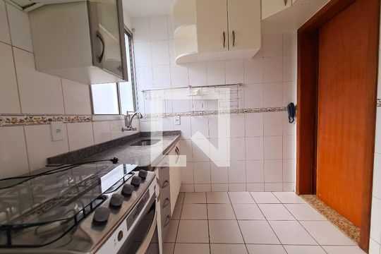 Apartamento à venda com 3 quartos, 110m² em Manacás, Belo Horizonte