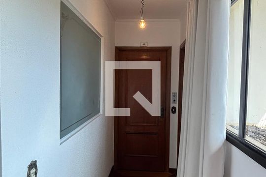 Sala  de apartamento à venda com 3 quartos, 140m² em Vila Alzira, Santo André