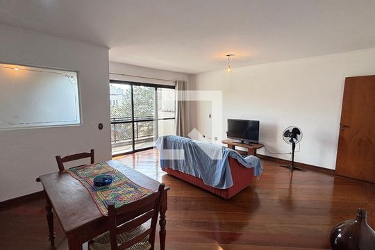 Sala  de apartamento à venda com 3 quartos, 140m² em Vila Alzira, Santo André
