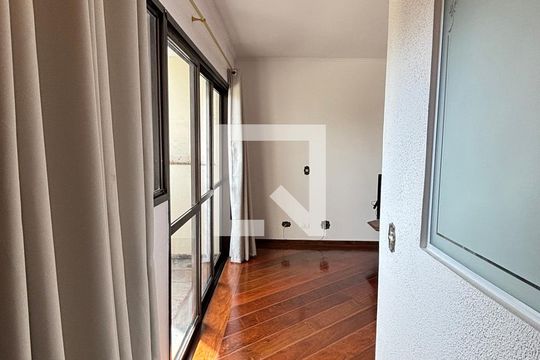 Sala  de apartamento à venda com 3 quartos, 140m² em Vila Alzira, Santo André