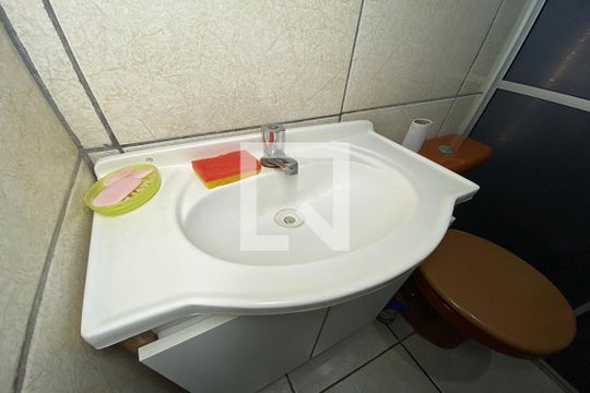 Pia do Banheiro de casa à venda com 2 quartos, 120m² em Campina, São Leopoldo