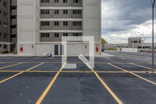 Garagem de apartamento para alugar com 2 quartos, 47m² em Engenho Nogueira, Belo Horizonte