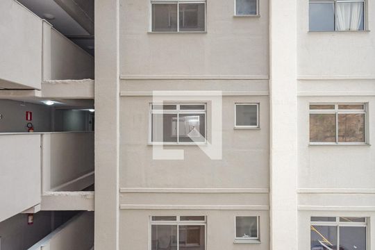 Quarto 2 de apartamento para alugar com 2 quartos, 47m² em Engenho Nogueira, Belo Horizonte