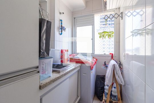 Área de Serviço de apartamento para alugar com 3 quartos, 84m² em Vila Osasco, Osasco