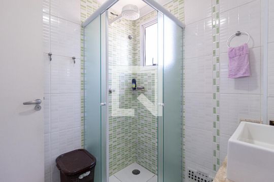 Banheiro da Suíte de apartamento para alugar com 3 quartos, 84m² em Vila Osasco, Osasco