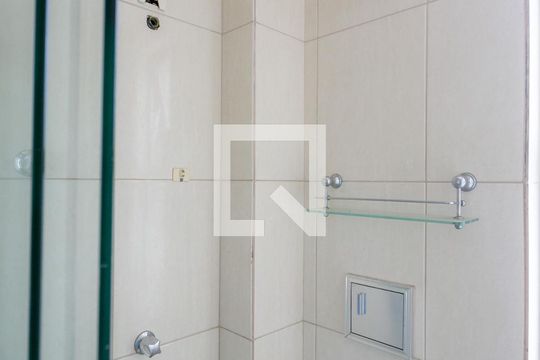Banheiro de apartamento à venda com 3 quartos, 95m² em Sagrada Família, Belo Horizonte