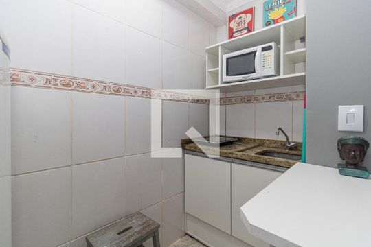 Cozinha de kitnet/studio para alugar com 1 quarto, 45m² em Centro Histórico, Porto Alegre