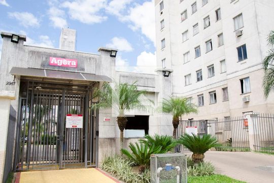 Fachada de apartamento à venda com 2 quartos, 51m² em Estância Velha, Canoas