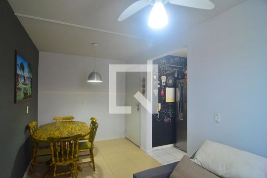 Sala de apartamento à venda com 2 quartos, 51m² em Estância Velha, Canoas