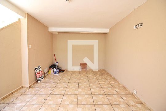 Garagem de casa para alugar com 2 quartos, 140m² em Nova Petrópolis, São Bernardo do Campo
