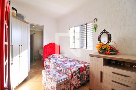 Quarto Suíte de casa à venda com 3 quartos, 222m² em Parque Novo Oratório, Santo André