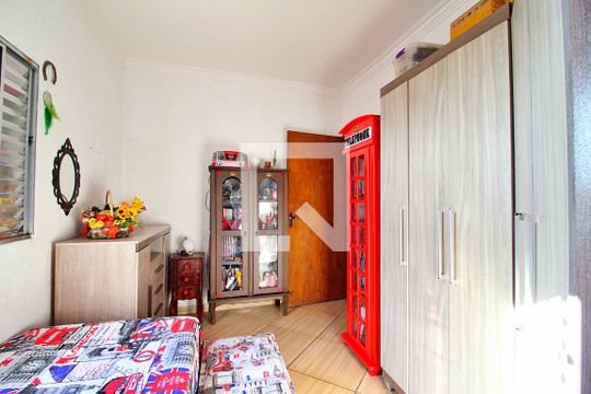 Quarto Suíte de casa à venda com 3 quartos, 222m² em Parque Novo Oratório, Santo André