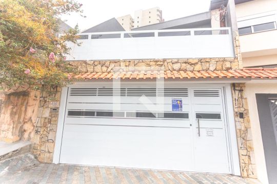 Fachada de casa à venda com 3 quartos, 198m² em Baeta Neves, São Bernardo do Campo