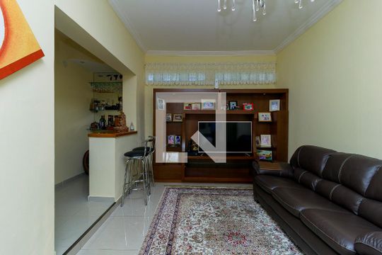Casa à venda com 3 quartos, 220m² em Chácara Santo Antônio (zona Sul), São Paulo
