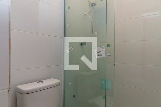 Banheiro da Suíte de kitnet/studio para alugar com 1 quarto, 18m² em Chácara Santo Antônio (zona Sul), São Paulo