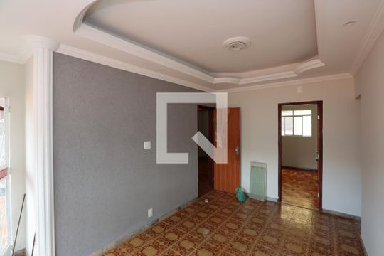 Casa à venda com 3 quartos, 178m² em Lindéia (barreiro), Belo Horizonte
