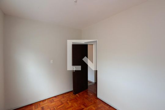 Quarto 2 de casa à venda com 3 quartos, 178m² em Lindéia (barreiro), Belo Horizonte