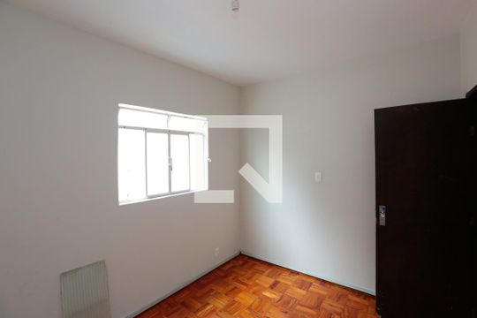 Quarto 2 de casa à venda com 3 quartos, 178m² em Lindéia (barreiro), Belo Horizonte