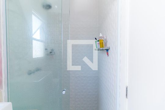 Banheiro de apartamento para alugar com 2 quartos, 61m² em Parque Santana, Mogi das Cruzes