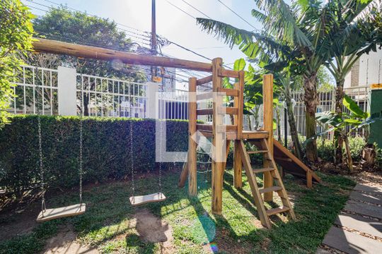 Área comum - Playground de apartamento à venda com 3 quartos, 75m² em Rio Branco, Porto Alegre