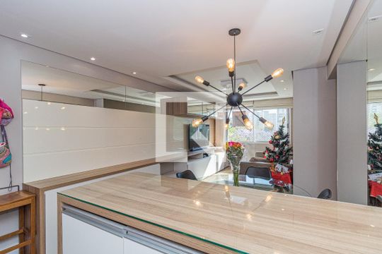 Sala de apartamento à venda com 3 quartos, 75m² em Rio Branco, Porto Alegre