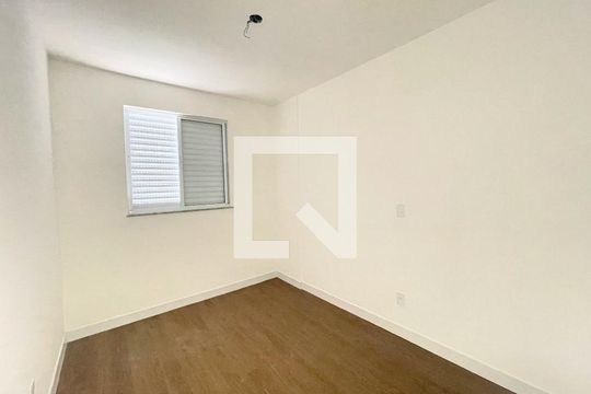 Quarto de apartamento à venda com 3 quartos, 73m² em Manacás, Belo Horizonte