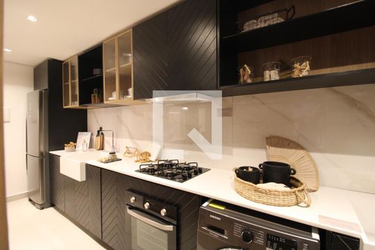 Cozinha de apartamento à venda com 2 quartos, 74m² em Boa Viagem, Belo Horizonte