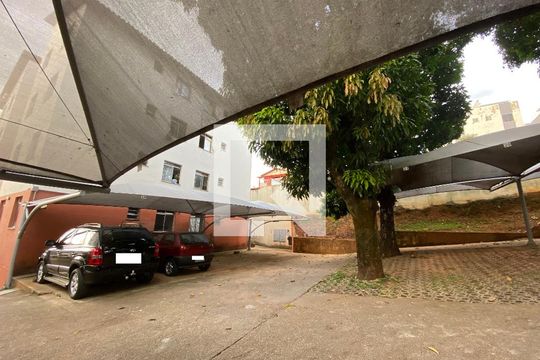 Garagem de apartamento à venda com 2 quartos, 48m² em Jaqueline, Belo Horizonte