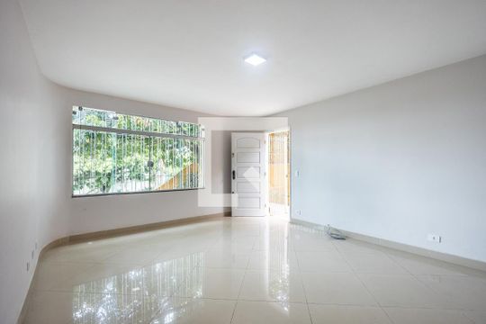 Casa para alugar com 3 quartos, 130m² em Vila Madalena, São Paulo