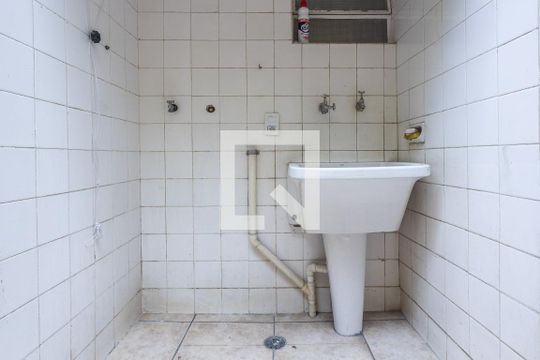 Área de Serviço de casa para alugar com 3 quartos, 130m² em Vila Madalena, São Paulo