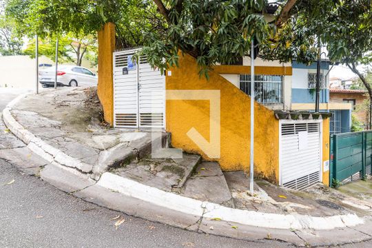 Fachada de casa para alugar com 3 quartos, 130m² em Vila Madalena, São Paulo