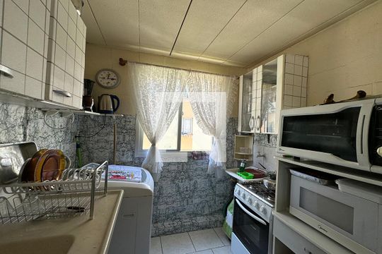 Cozinha de apartamento à venda com 2 quartos, 60m² em Rio dos Sinos, São Leopoldo