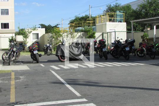 Garagem de apartamento para alugar com 2 quartos, 63m² em Campo Grande, Rio de Janeiro