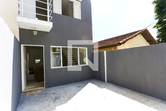 Garagem de casa à venda com 2 quartos, 115m² em Vila Morse, São Paulo