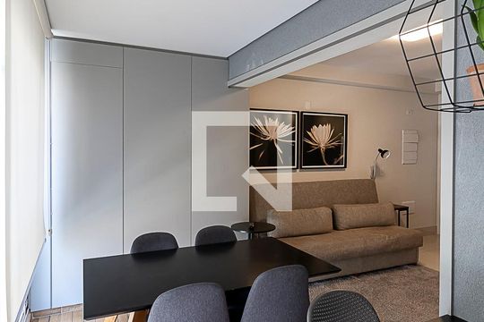Varanda de kitnet/studio para alugar com 1 quarto, 41m² em Indianópolis, São Paulo