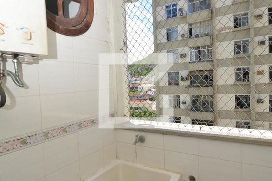 Área de Serviço de apartamento para alugar com 2 quartos, 66m² em Praça Seca, Rio de Janeiro