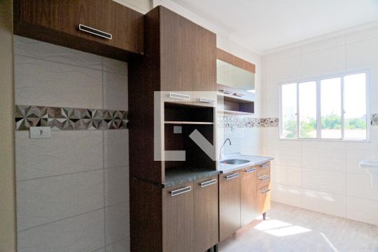 Cozinha de apartamento para alugar com 1 quarto, 35m² em Vila Zulmira, São Paulo