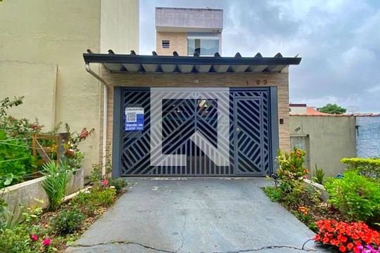 Fachada de casa à venda com 4 quartos, 510m² em Jardim Santo Antônio, Santo André