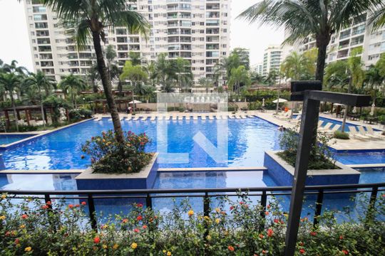 Área comum de apartamento para alugar com 2 quartos, 70m² em Jacarepaguá, Rio de Janeiro