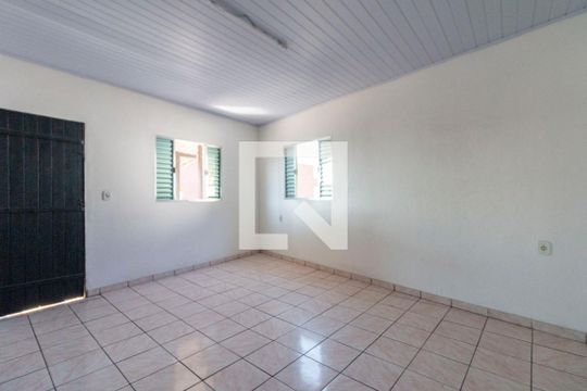 Casa para alugar com 1 quarto, 35m² em Itaquera, São Paulo