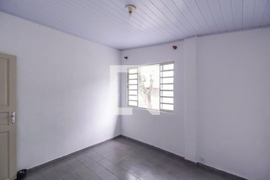 Quarto 2 de casa para alugar com 2 quartos, 119m² em Vila Ema, São Paulo